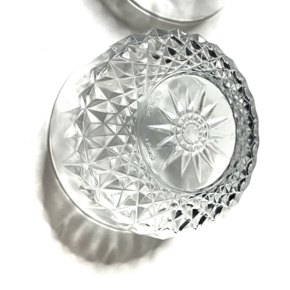 Pair Of Vintage Arcoroc France Diamond Starburst Glass 4” Bowls - Picture 4 of 5